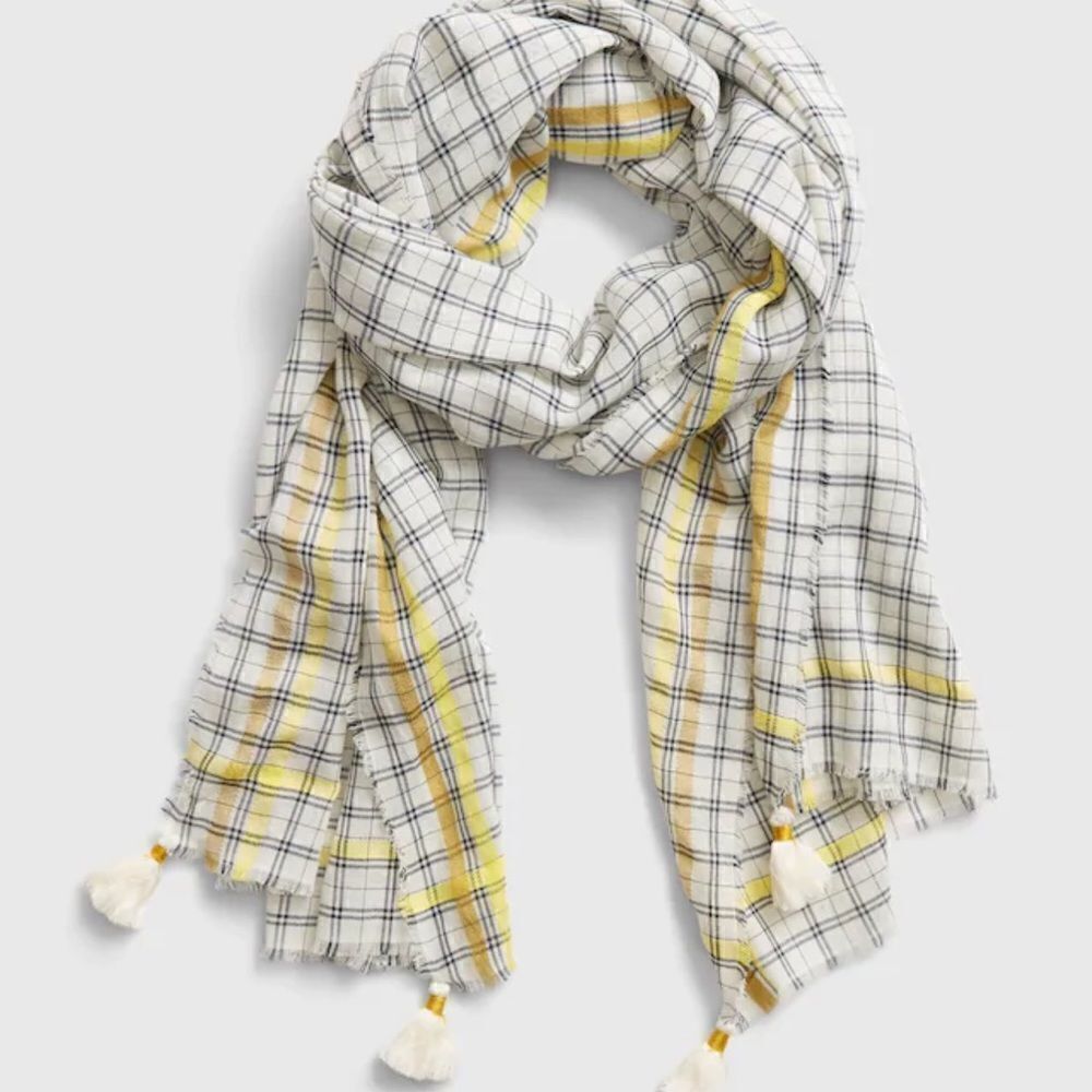 Gap Oblong Scarf